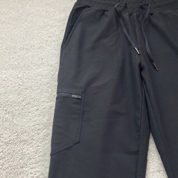 HALARA Black Jogger Small - Picture 2 of 2